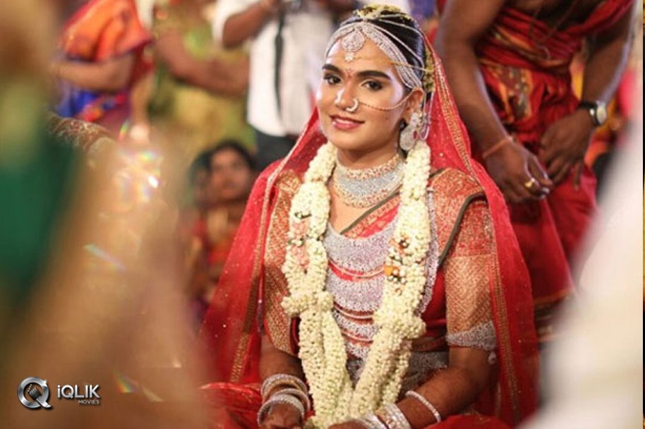 Celebs-At-Gali-Janardhan-Reddy-Daughter-Marriage